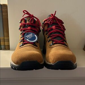New Columbia Men's Tan Boots with Red Laces, waterproof and breathable.